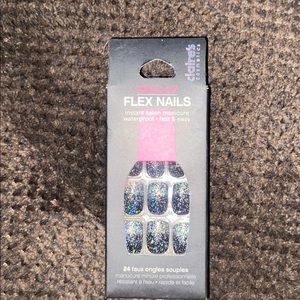 Clairs black sparkly press on nails